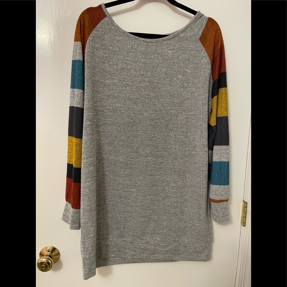 Lightweight knit tunic